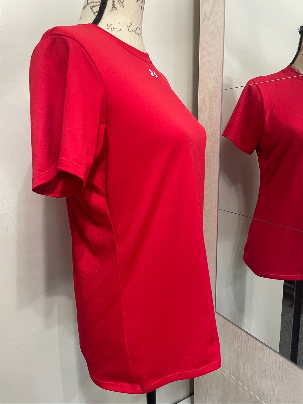 Under Armour Women's Vibrant Red Short Sleeve Tee - Picture 2 of 9